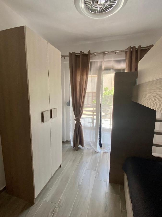 Lux Apartment Nea Kallikratia Nea Kallikrateia المظهر الخارجي الصورة