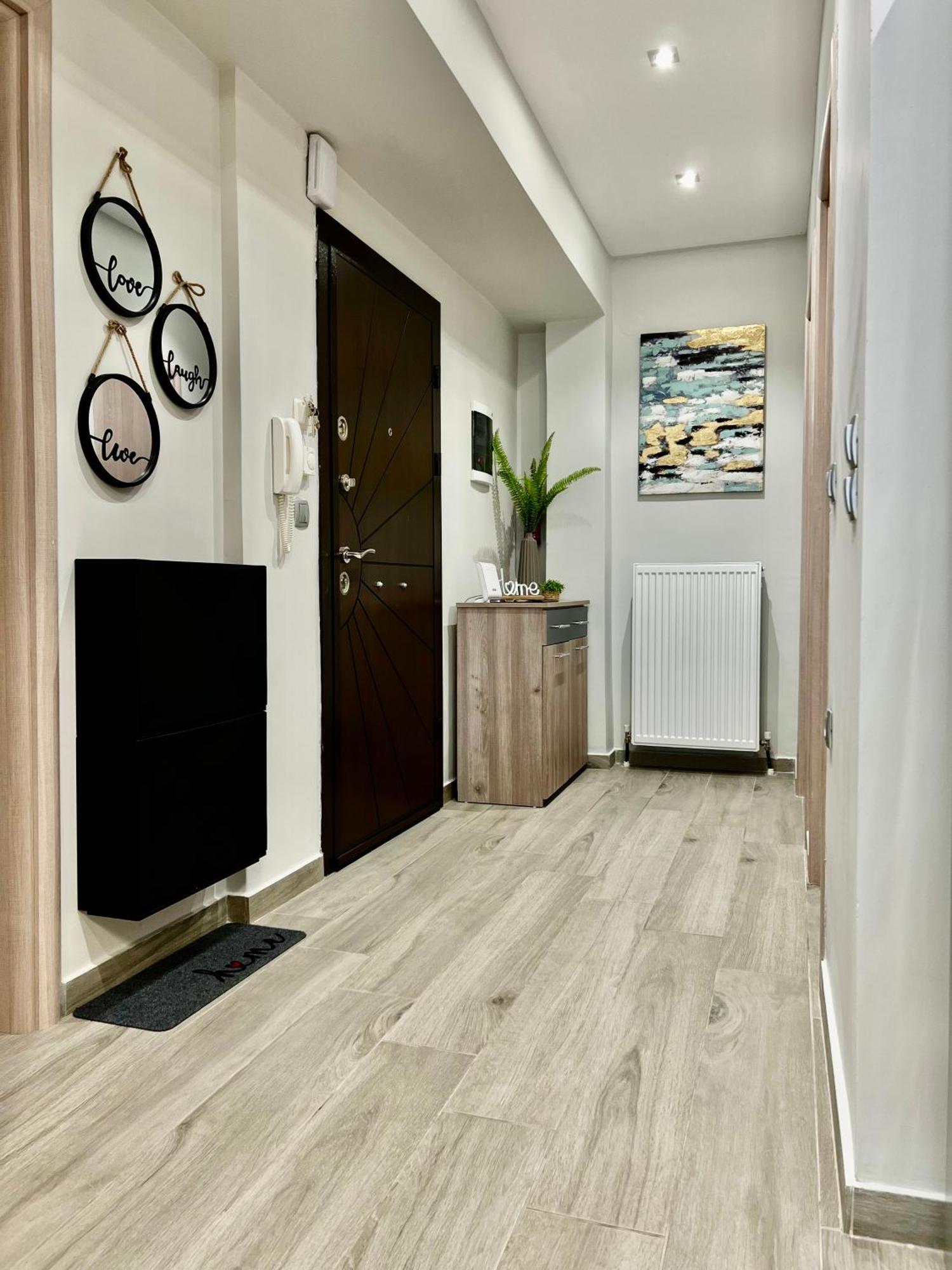 Lux Apartment Nea Kallikratia Nea Kallikrateia المظهر الخارجي الصورة
